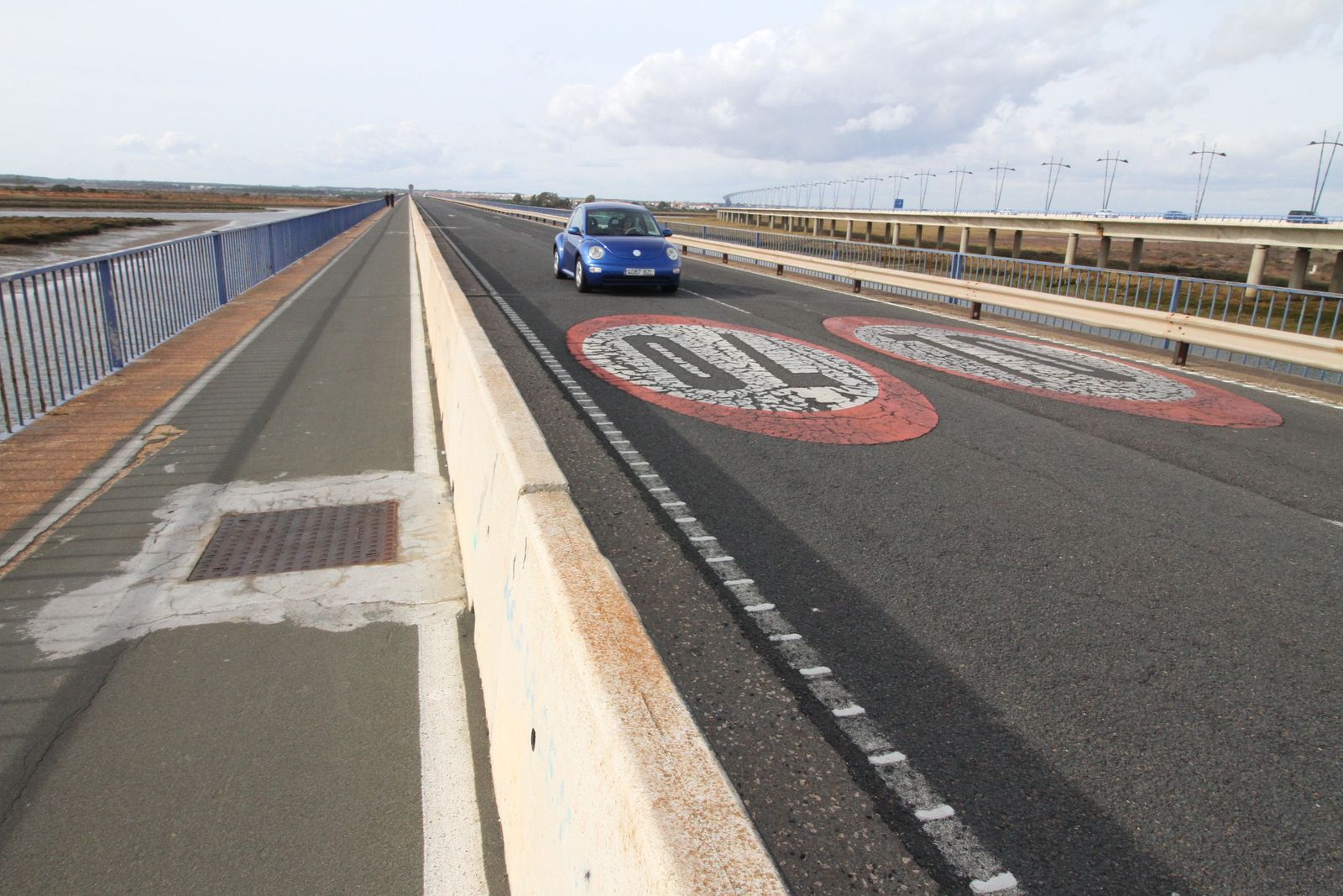 Imágenes del mal estado del puente Sifón.