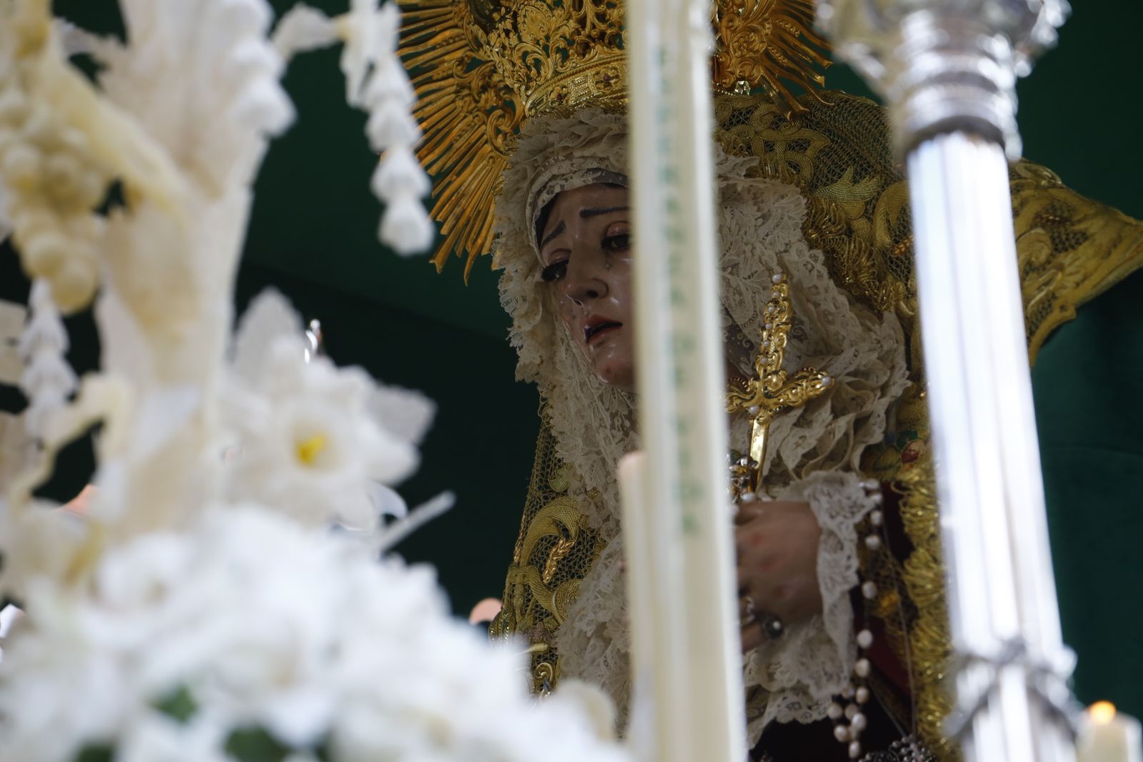 Jueves Santo en Córdoba: La procesión de la Sagrada Cena, en imágenes