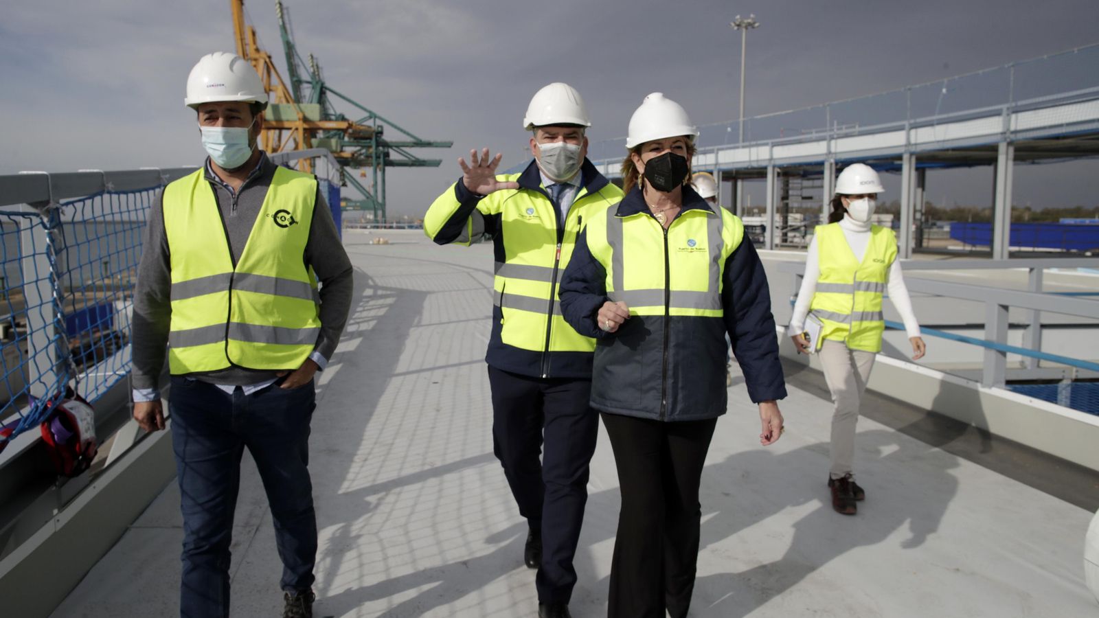 Visita de los responsables de la Autoridad Portuaria a las obras del edificio multifuncional del Muelle Sur. Visita de los responsables de la Autoridad Portuaria a las obras del edificio multifuncional del Muelle Sur.