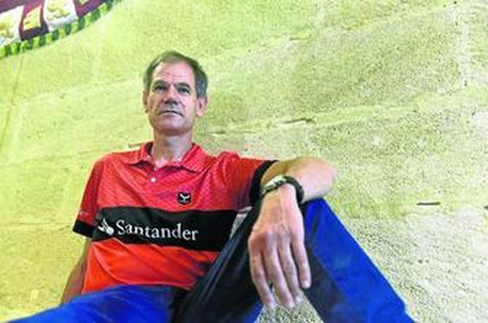 Abel Antón, tras el acto de presentación de la Santander Triathlon Series que se disputará en Sevilla el 10 de septiembre.