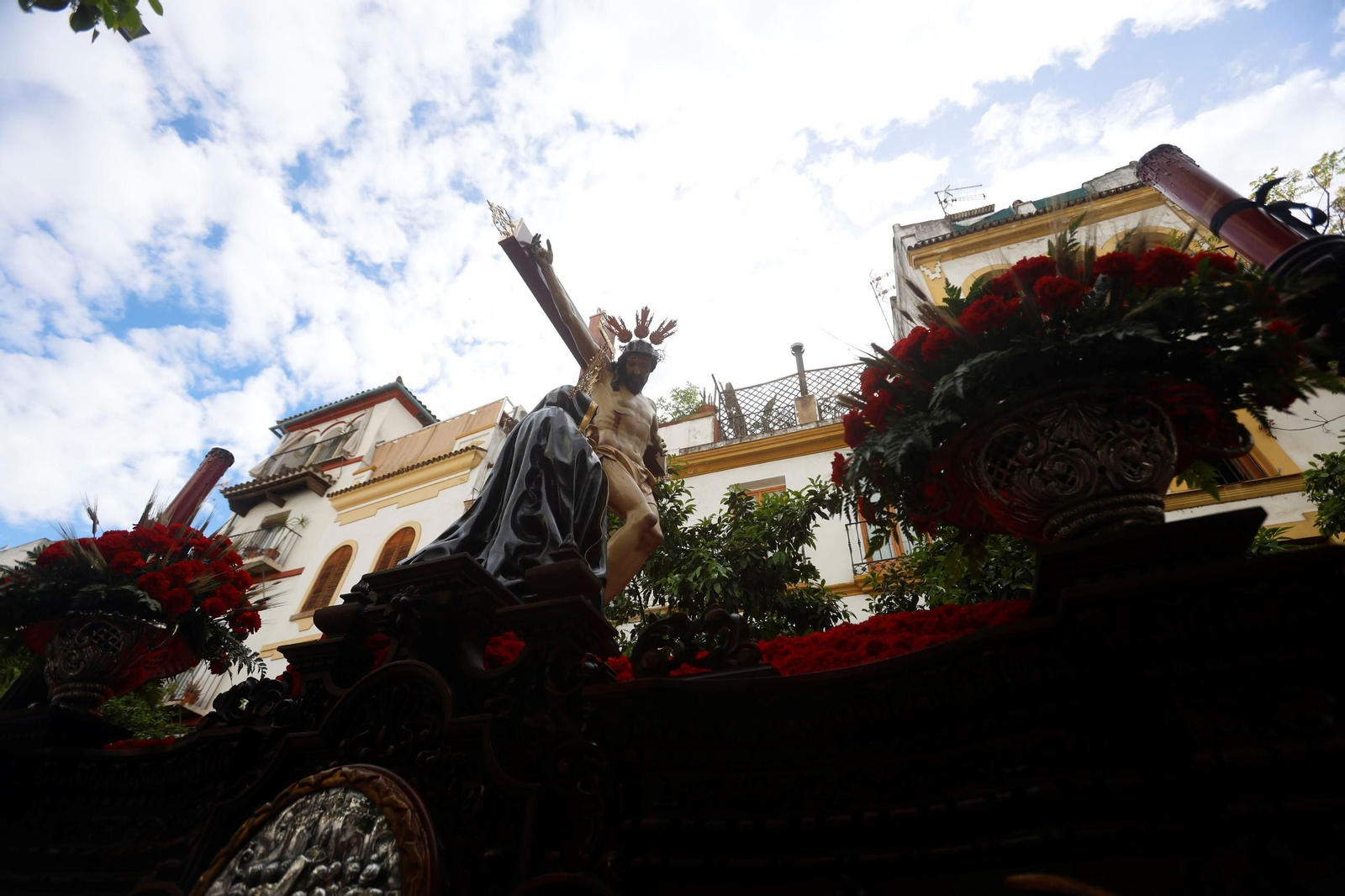 La procesión de la Caridad en este Jueves Santo de Córdoba, en imágenes