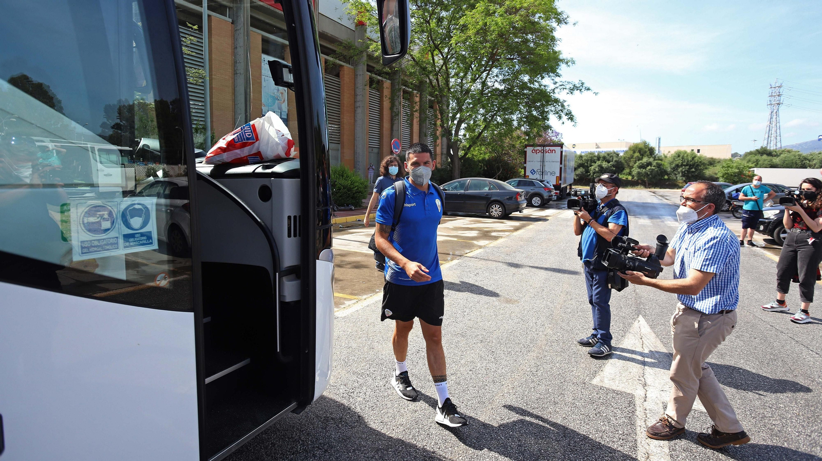 Fotos de la salida del Algeciras a la final del playoff de ascenso a Segunda