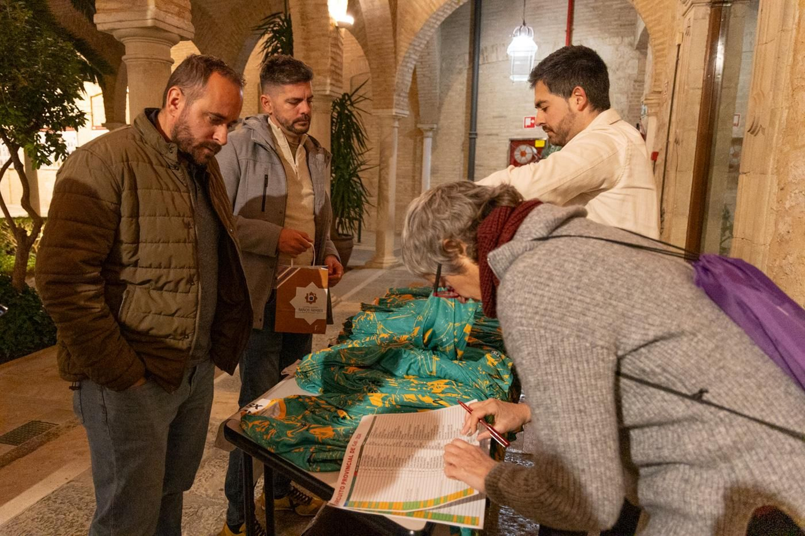 La entrega de premios de los Circuitos Provinciales de Carreras por Montaña y de Triatlón de menores, en imágenes