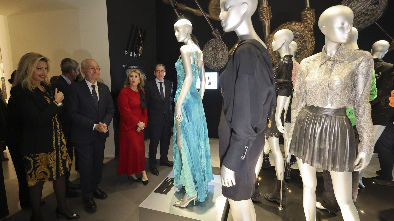 La inauguración de la exposición de Versace en Málaga, en imágenes