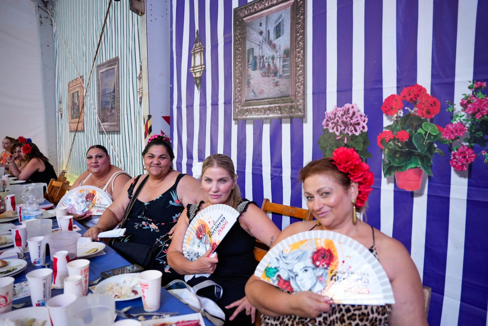 Las fotos de la comida de homenaje a la mujer en la Feria de Almería