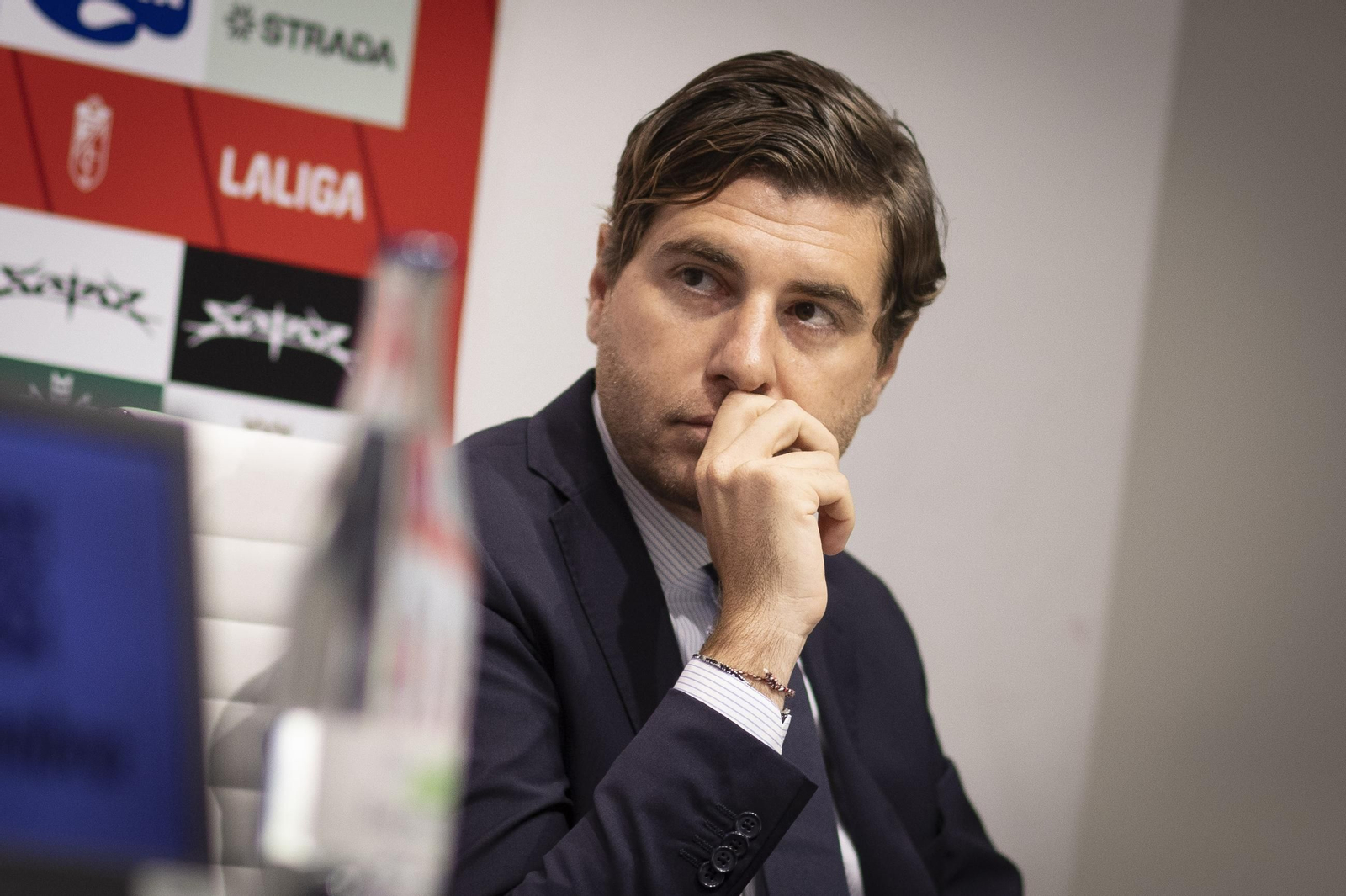 Mateo Tognozzi en la sala de prensa de Los Cármenes