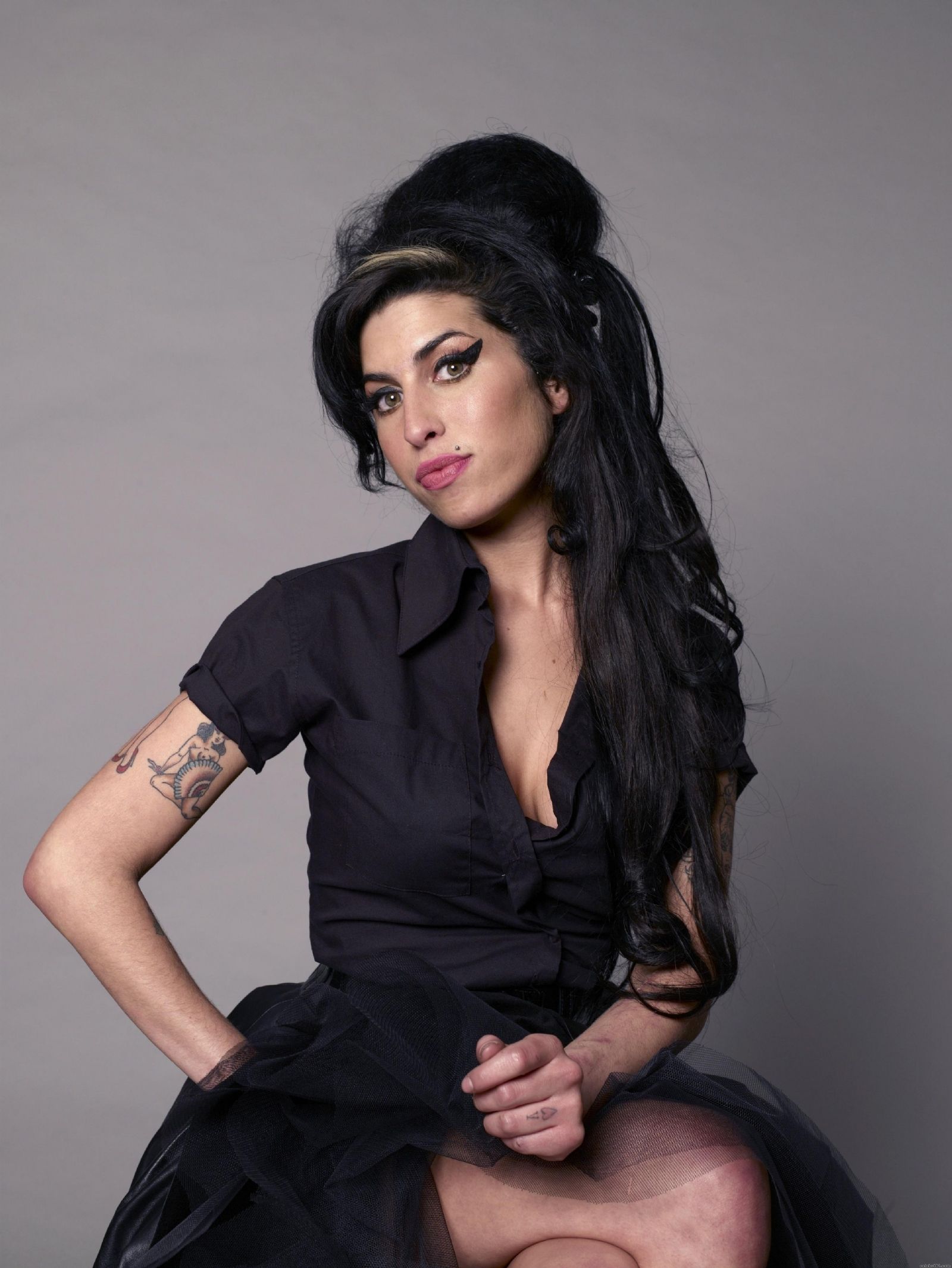 Amy Winehouse.