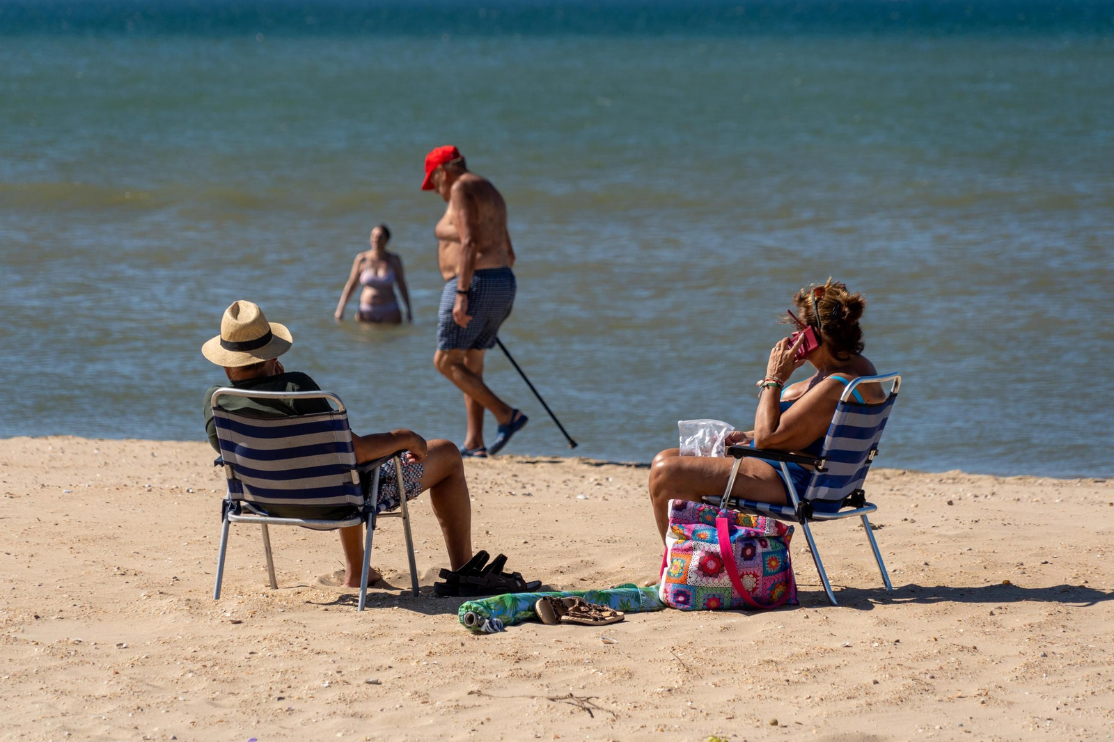 La Playa de la Bota este domingo, soleada, viva&nbsp;y&nbsp;con&nbsp;brisa