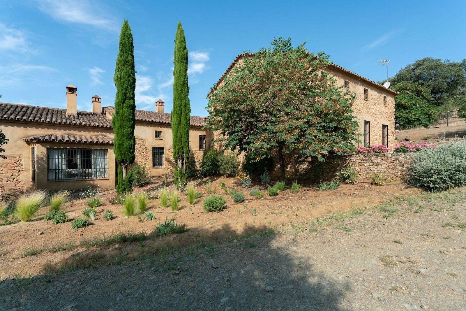 Esta casa de revista se alquila en un pueblecito de Huelva