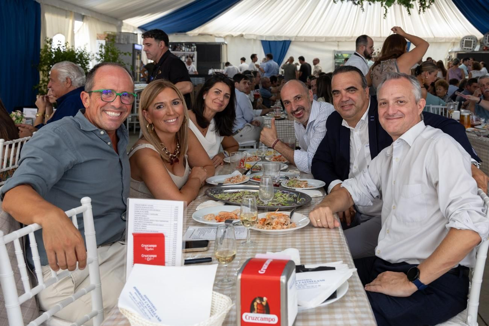 Música, risas y buen ambiente en la Feria de Andújar en su jornada de día