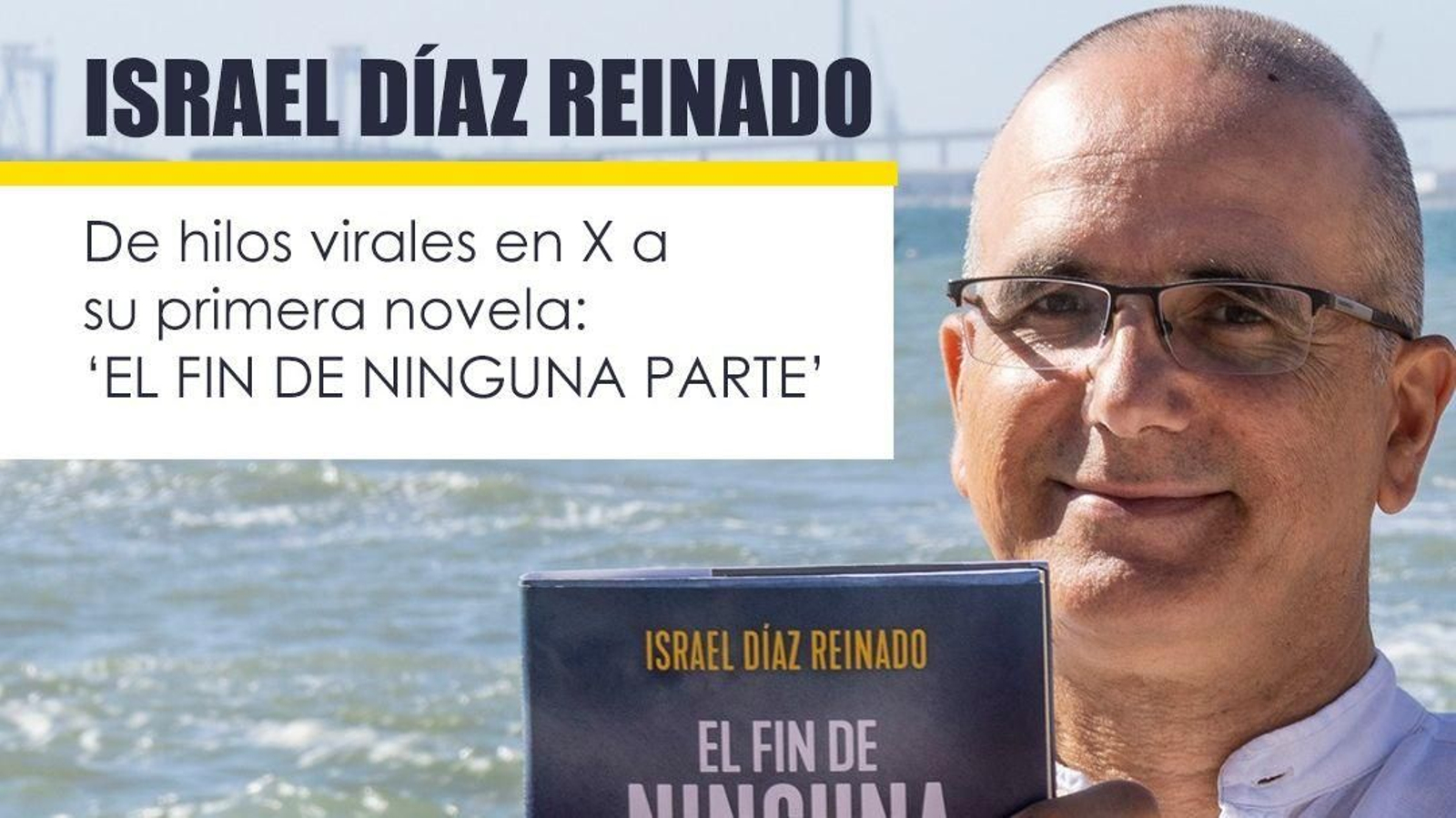 Una imagen del autor copn el libro.