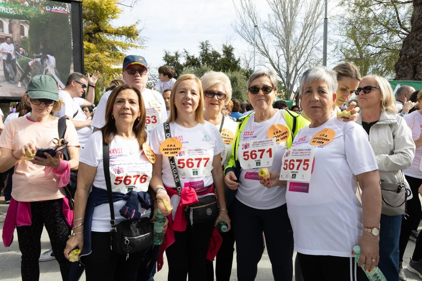 Más de 2.100 participantes corren  para promover la salud en Jaén, en imágenes (2)