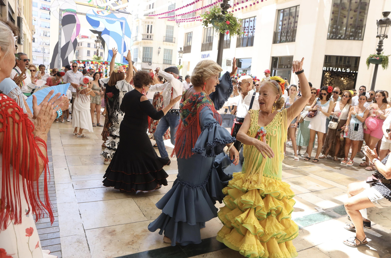 El último día de la Feria de Málaga, en imágenes