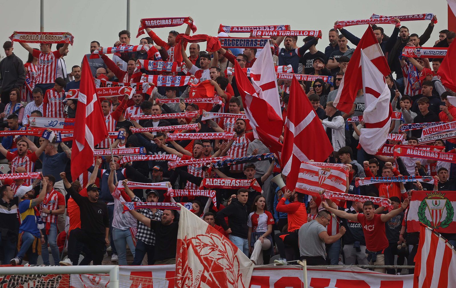 Las mejores fotos del Algeciras - Málaga de Primera RFEF