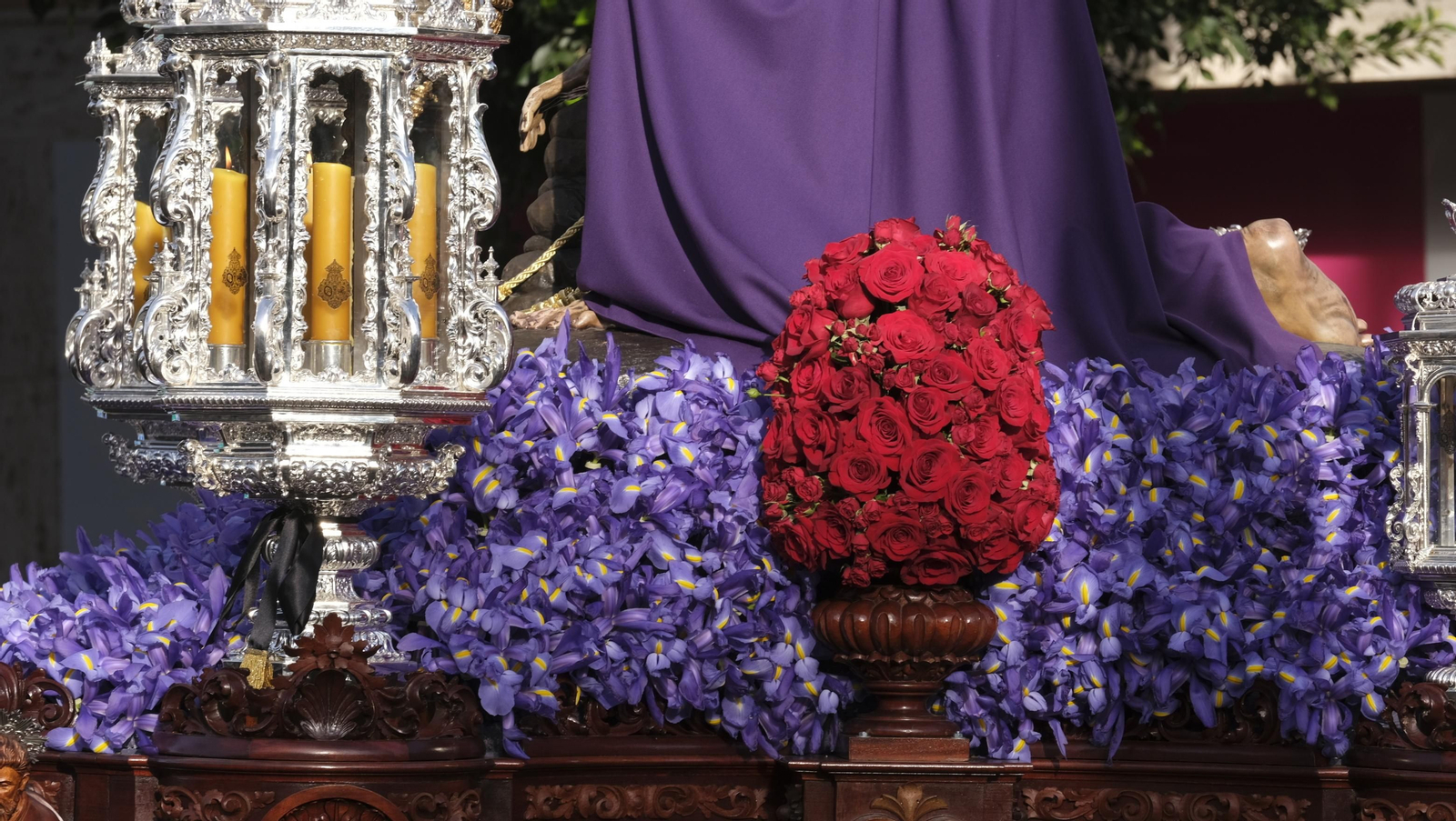 La procesión de Pasión en Almería, en imágenes