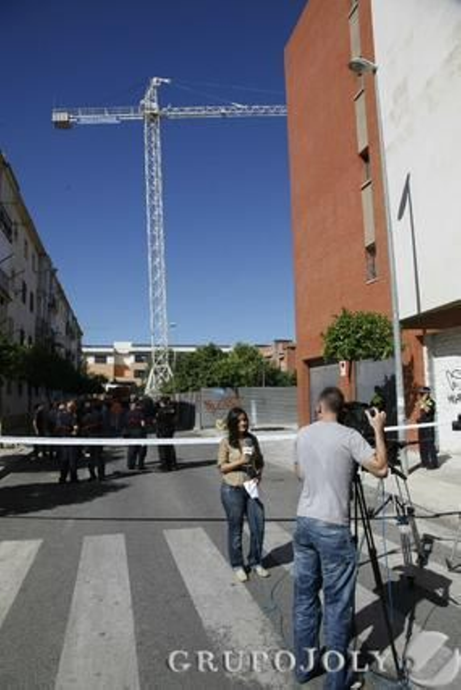 Cien vecinos del barrio de la Macarena se vieron obligados a abandonar sus casas debido a la aparición de grietas en las mismas.

Foto: Jaime Martínez