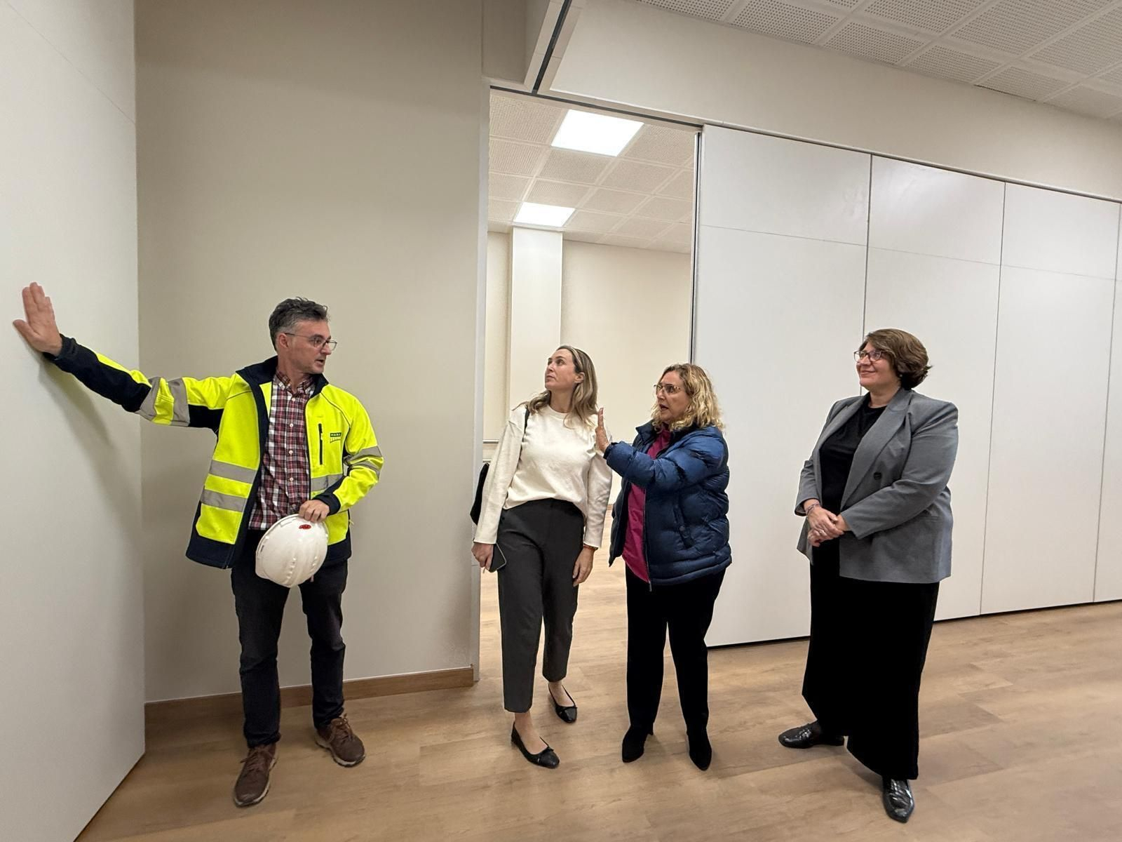 La visita institucional a las obras del Centro de Día.