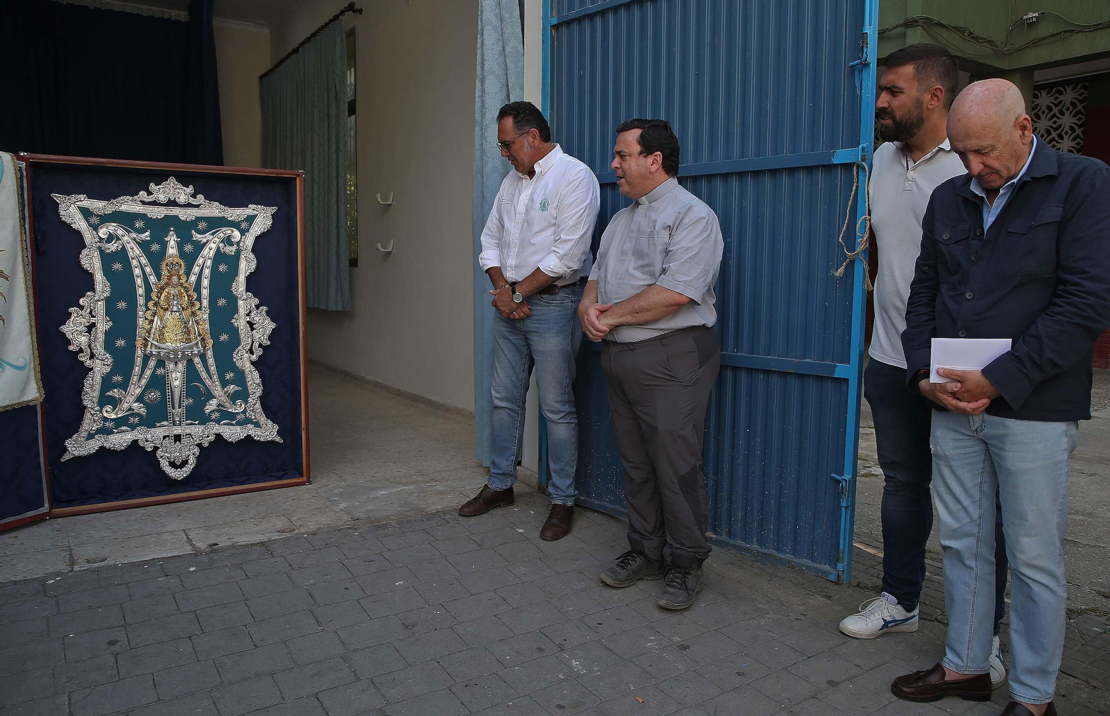 El inicio de la peregrinación hacia Almonte de la Hermandad del Rocío de La Línea en imágenes