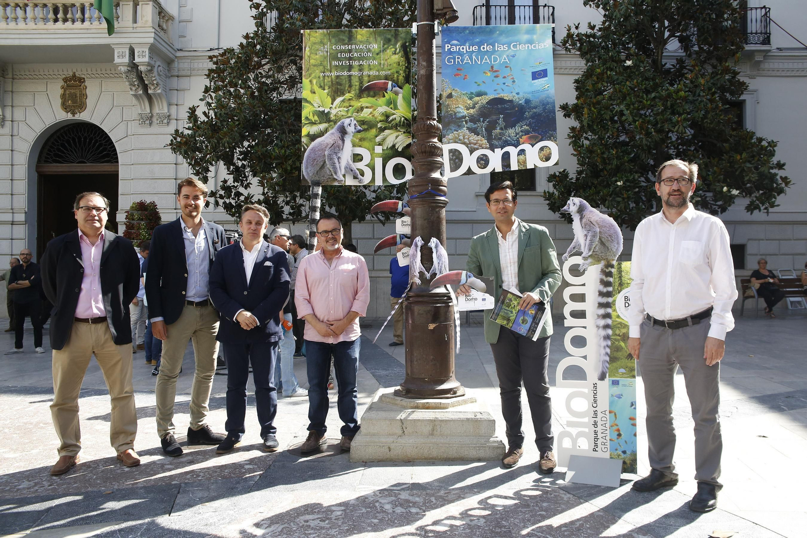 La presentación tuvo lugar en la Plaza del Carmen donde también se instalaron los mupis y los troquelados.
