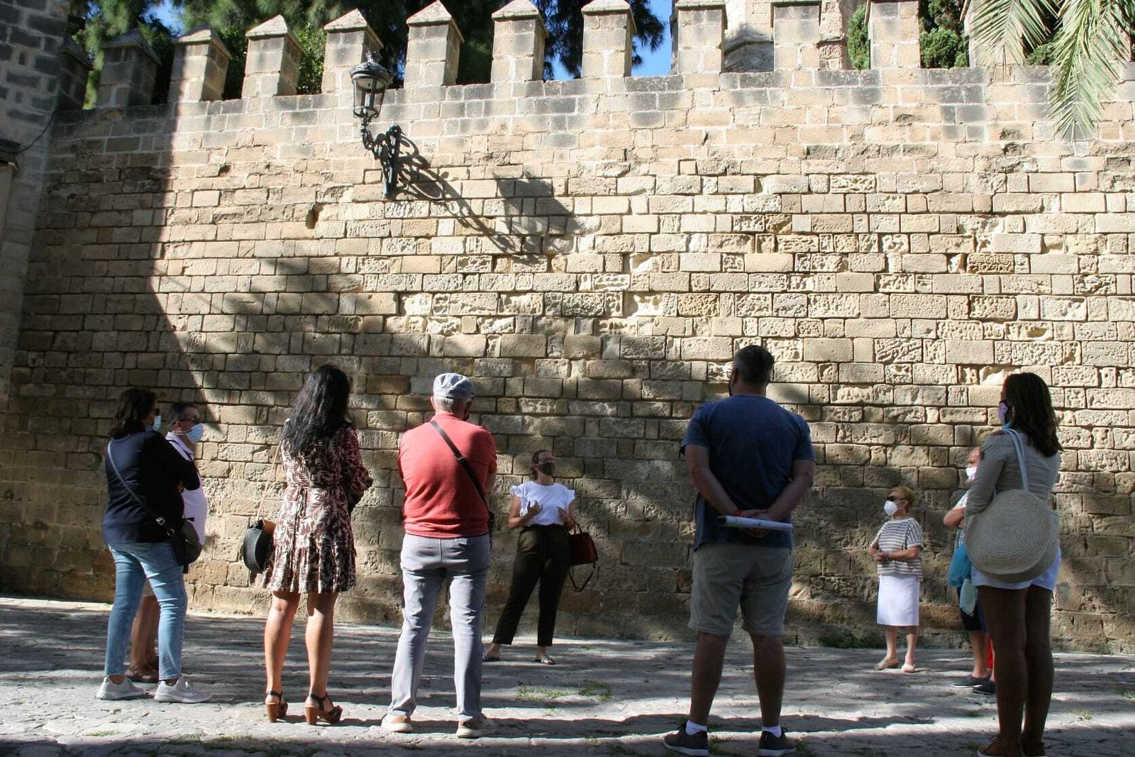 Las empresas de guías de turismno también se podrán acoger a las ayudas.