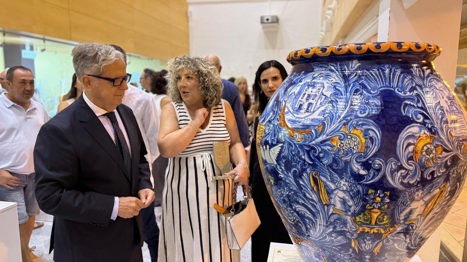 Visita a la exposición de cerámica.