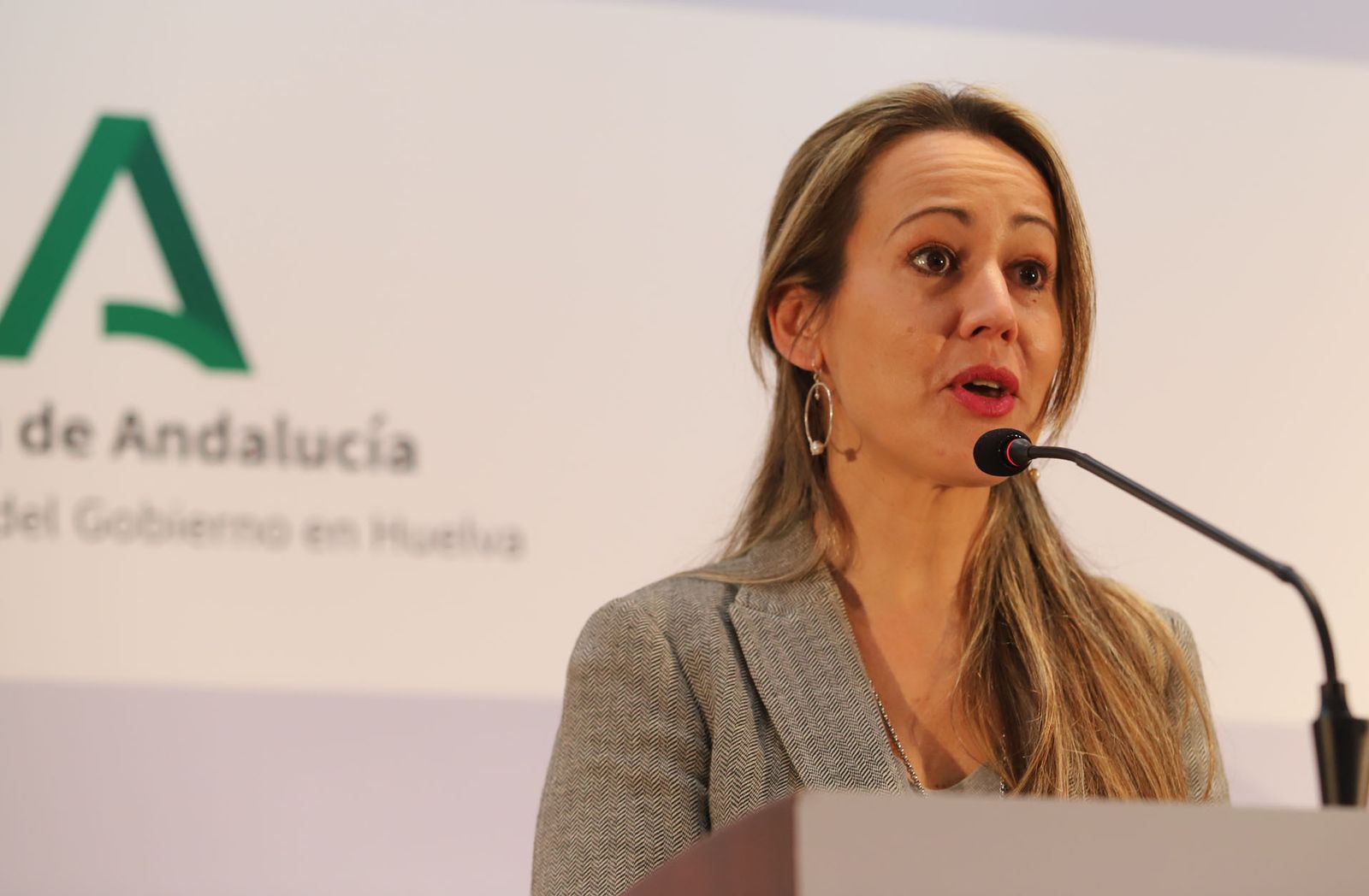 La delegada de la Junta en Huelva, Bella Verano.