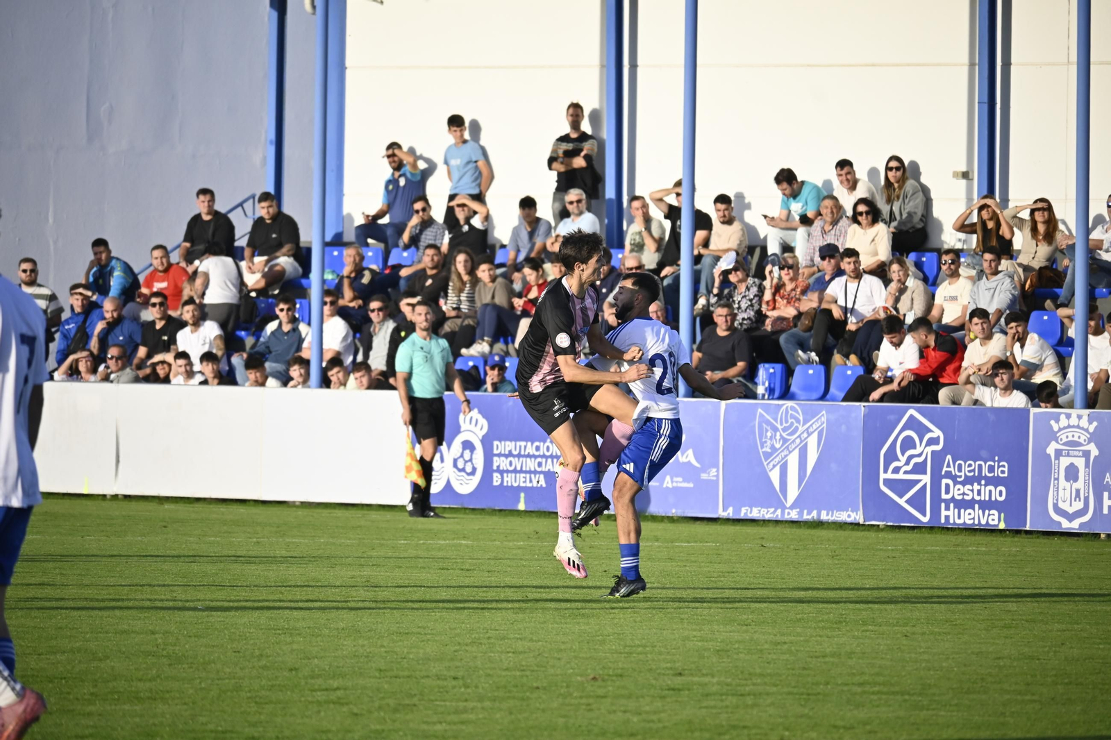 Las mejores imágenes del Atlético Onubense - Bollullos