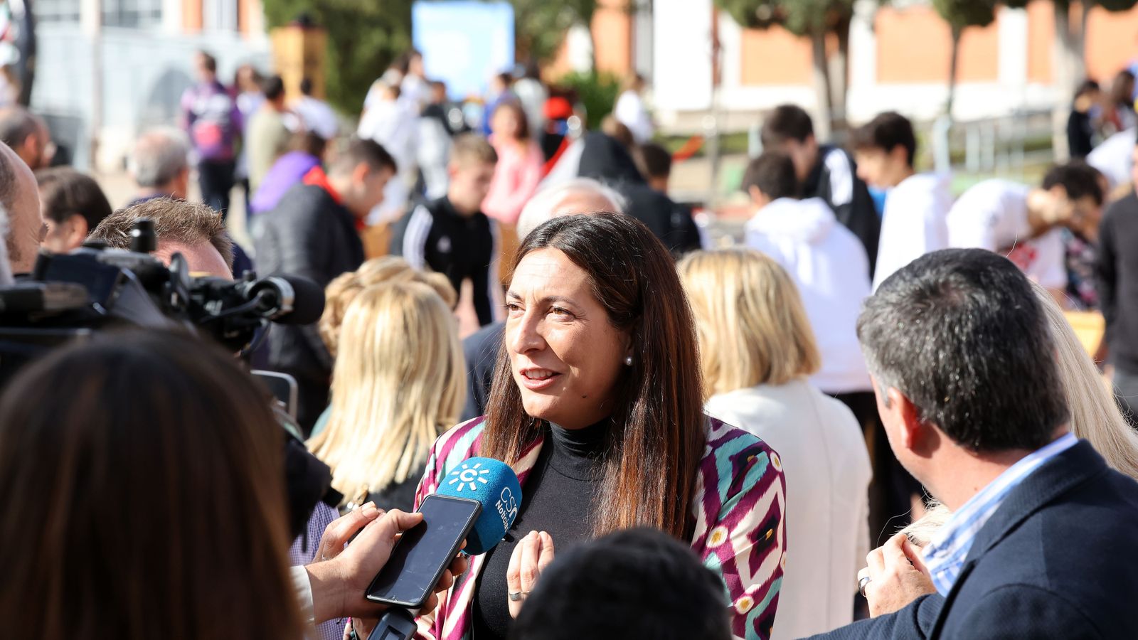 La consejera de Inclusión Social, Juventud, Familias e Igualdad, Loles López, en el Lora Tamayo