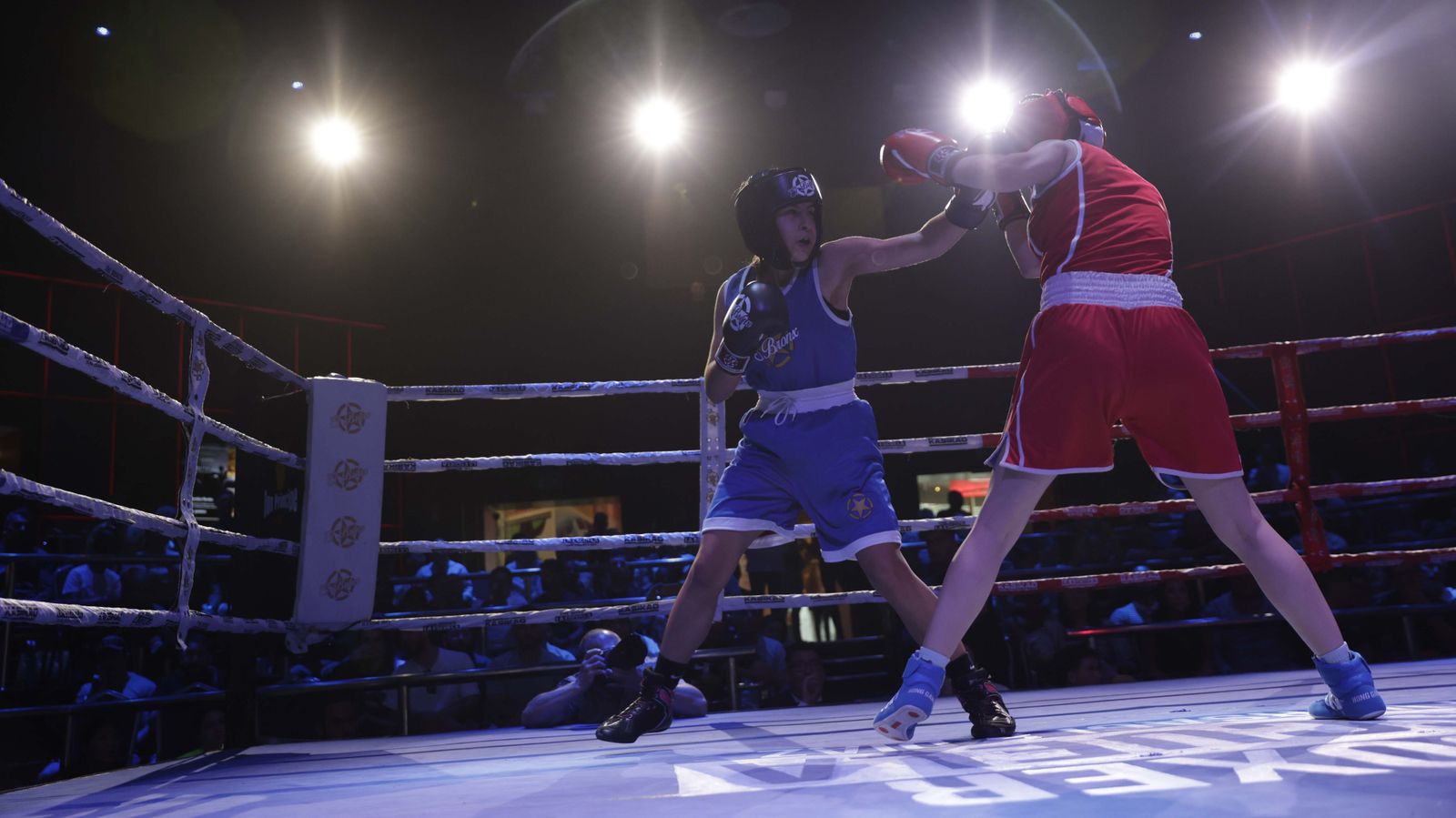 Las fotos de la VII Fight Night del Club Don Principe en San Roque