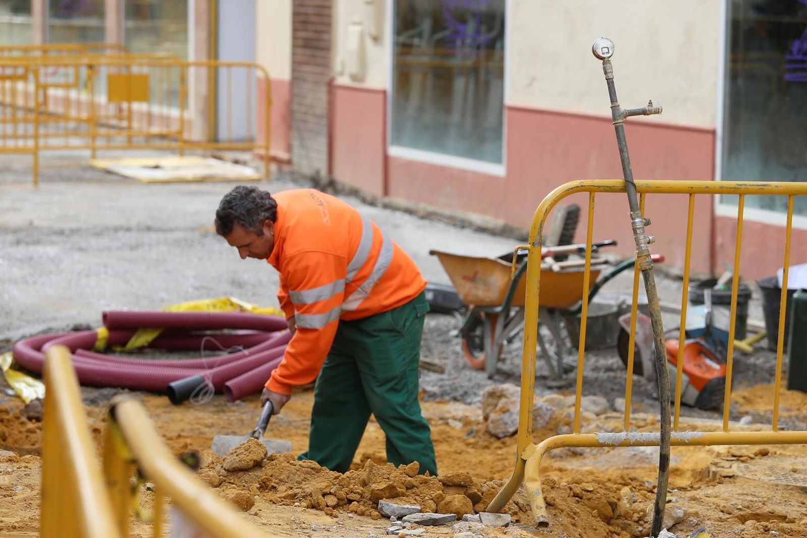 Un trabajador en una obra