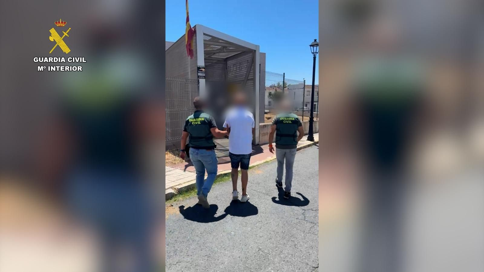 Detenido un estafador de jamones en la Sierra.