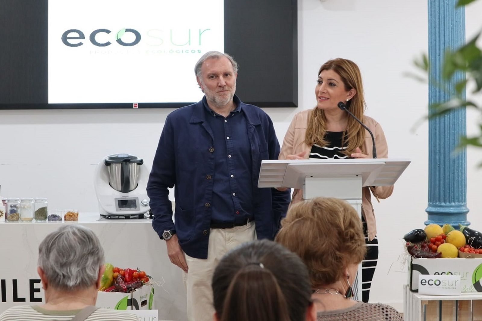 Carolina Lafita, durante su intervención en el desayuno ecológico con Ecosur.