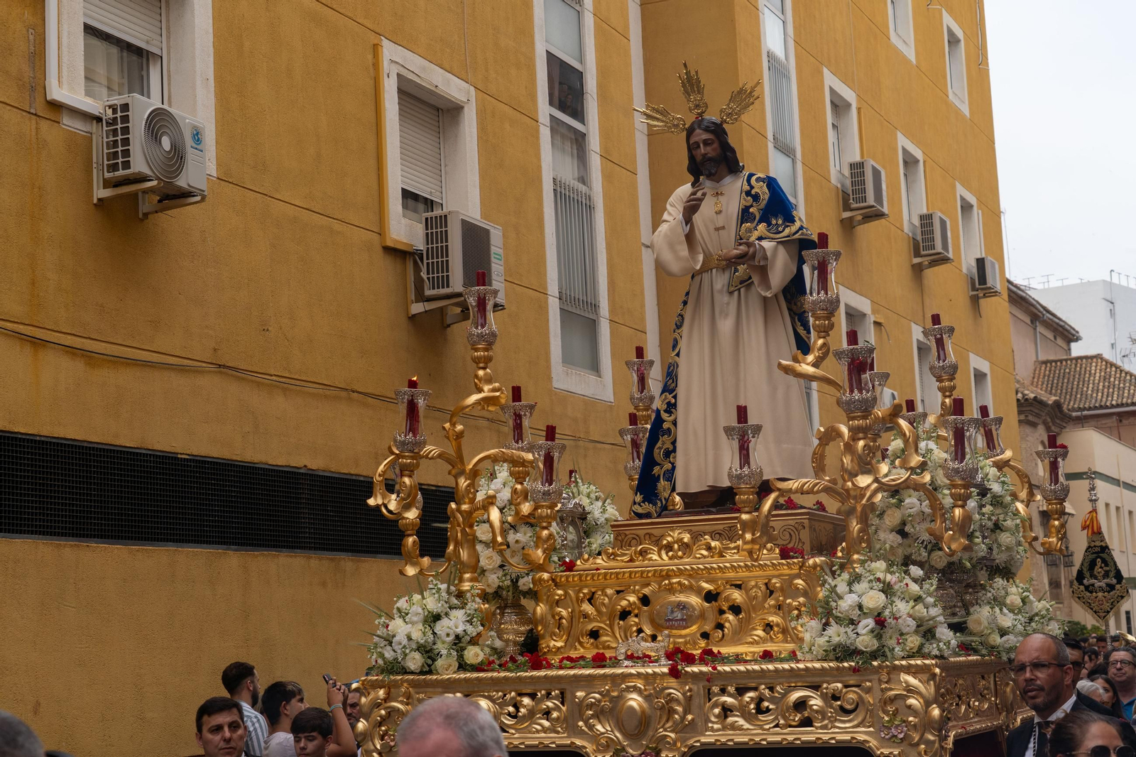 Imágenes del traslado del Cristo del Amor a la Concepción