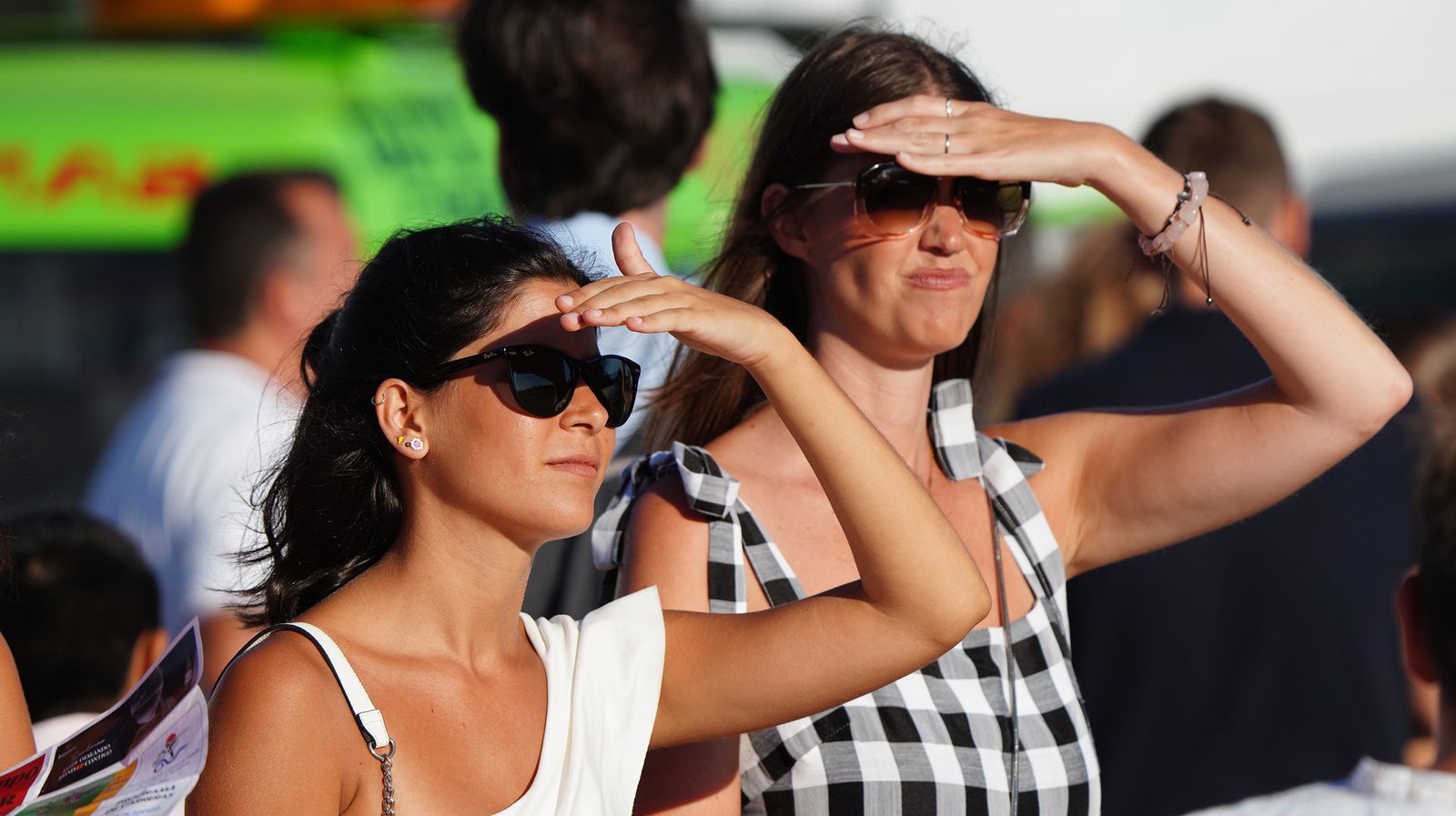 Búscate en las Carreras de Caballos de Sanlúcar