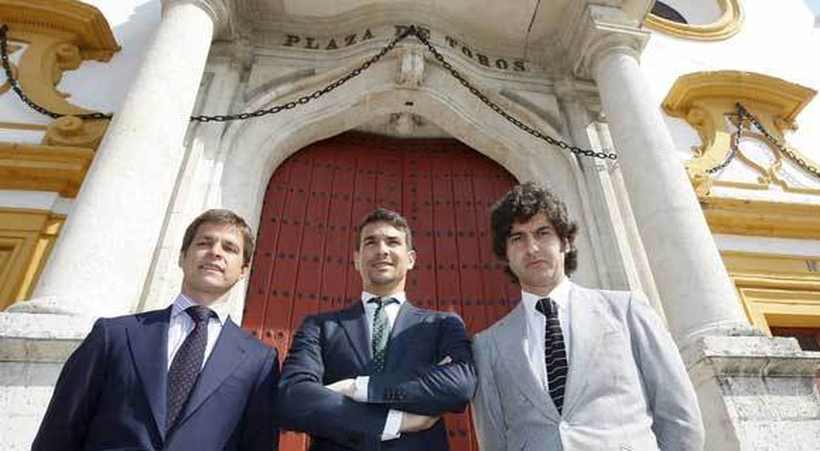 Morante, El Juli y Manzanares, bases del abono 2011 en La Maestranza