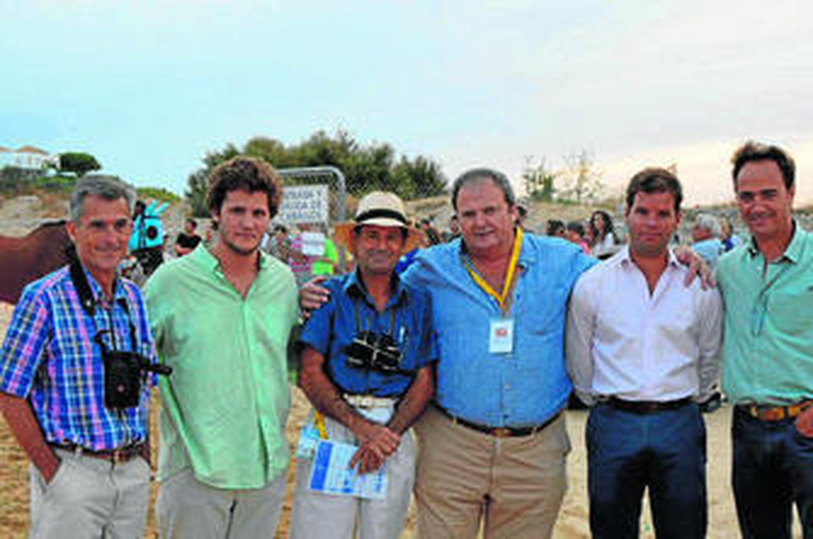 Tarde de carreras en la playa sanluqueña