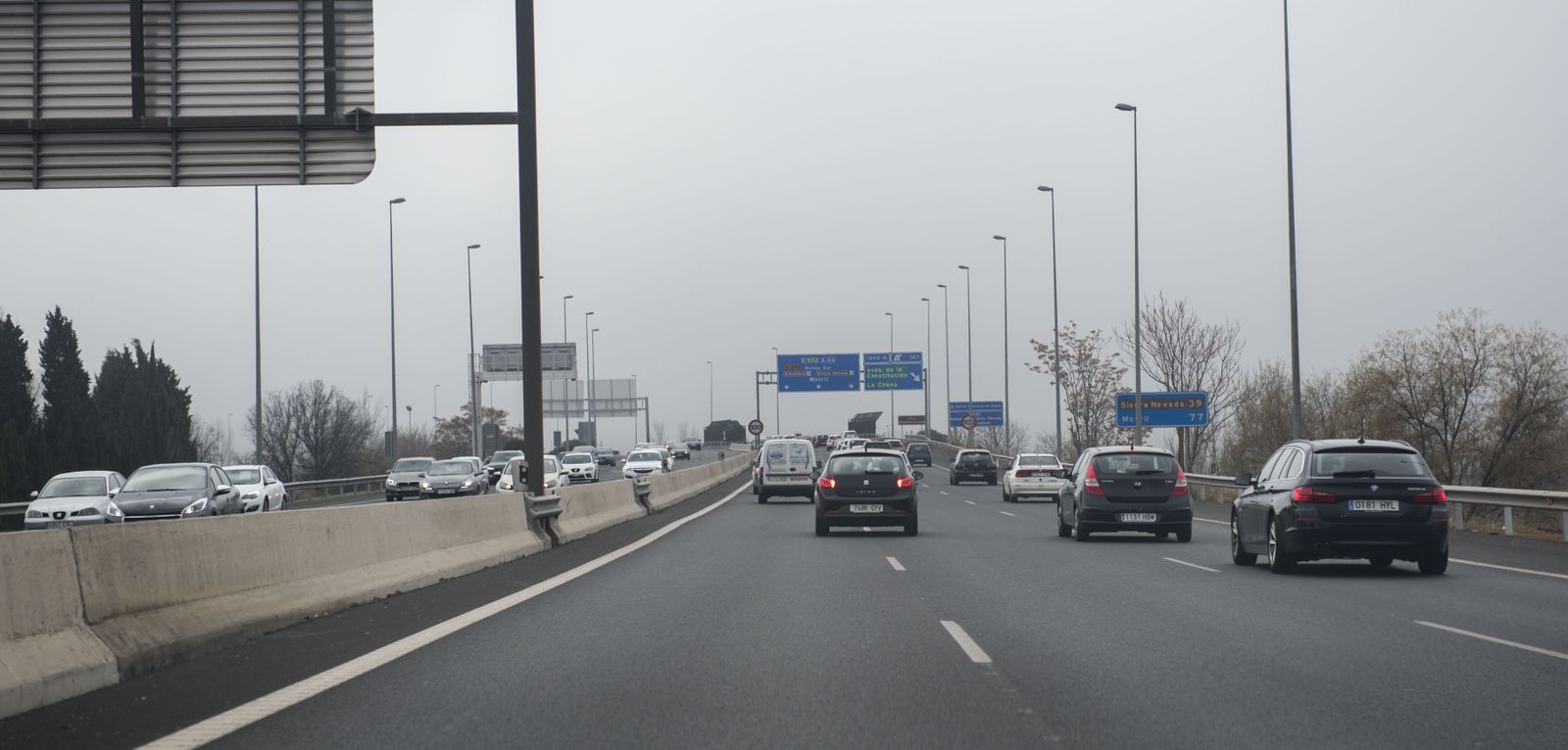 Imagen de archivo de la niebla afectando a la autovía GR-30