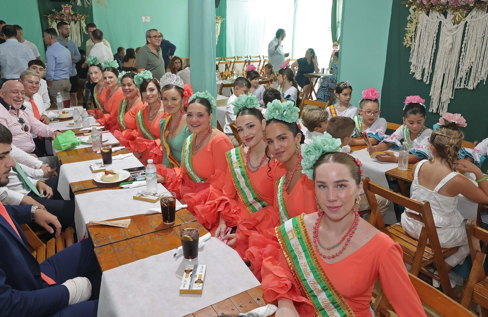Copa de reinas y damas.