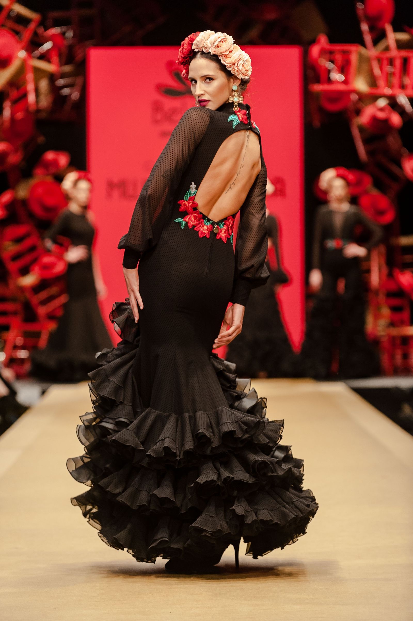 El traje de flamenca negro de 2019, sinónimo de elegancia