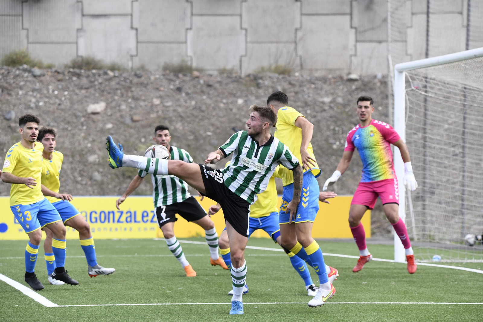 Las imágenes del empate del Córdoba CF ante Las Palmas Atlético