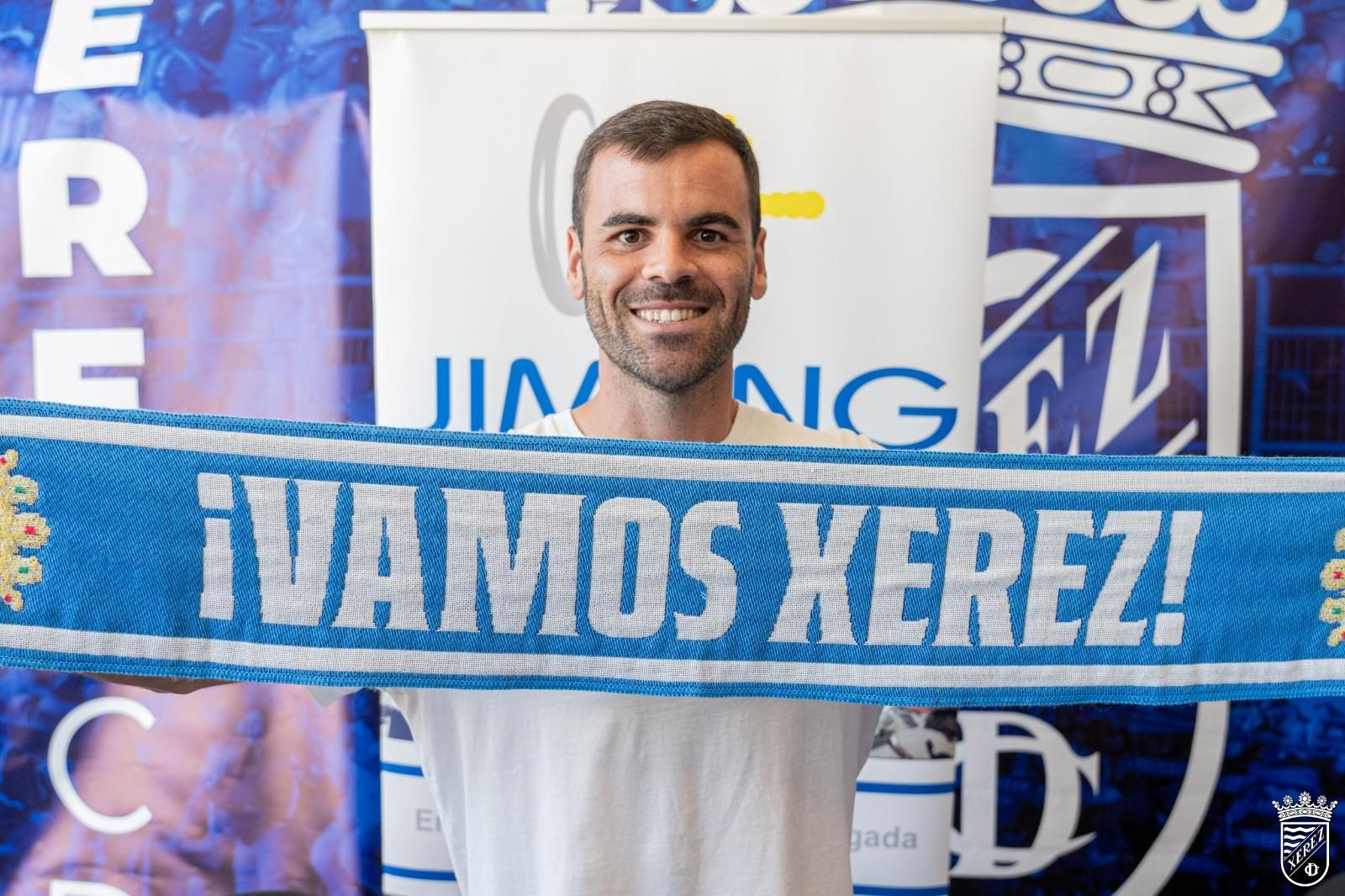 Javi Rodríguez se ha mostrado orgulloso con su llegada al Xerez CD y cree que pueden hcaer cosas bonitas.