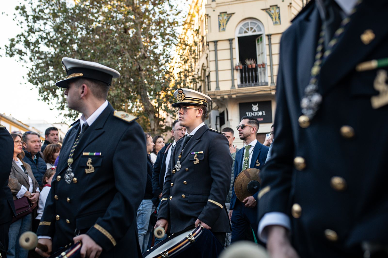 Las fotos de la Esperanza de Triana en el Baratillo