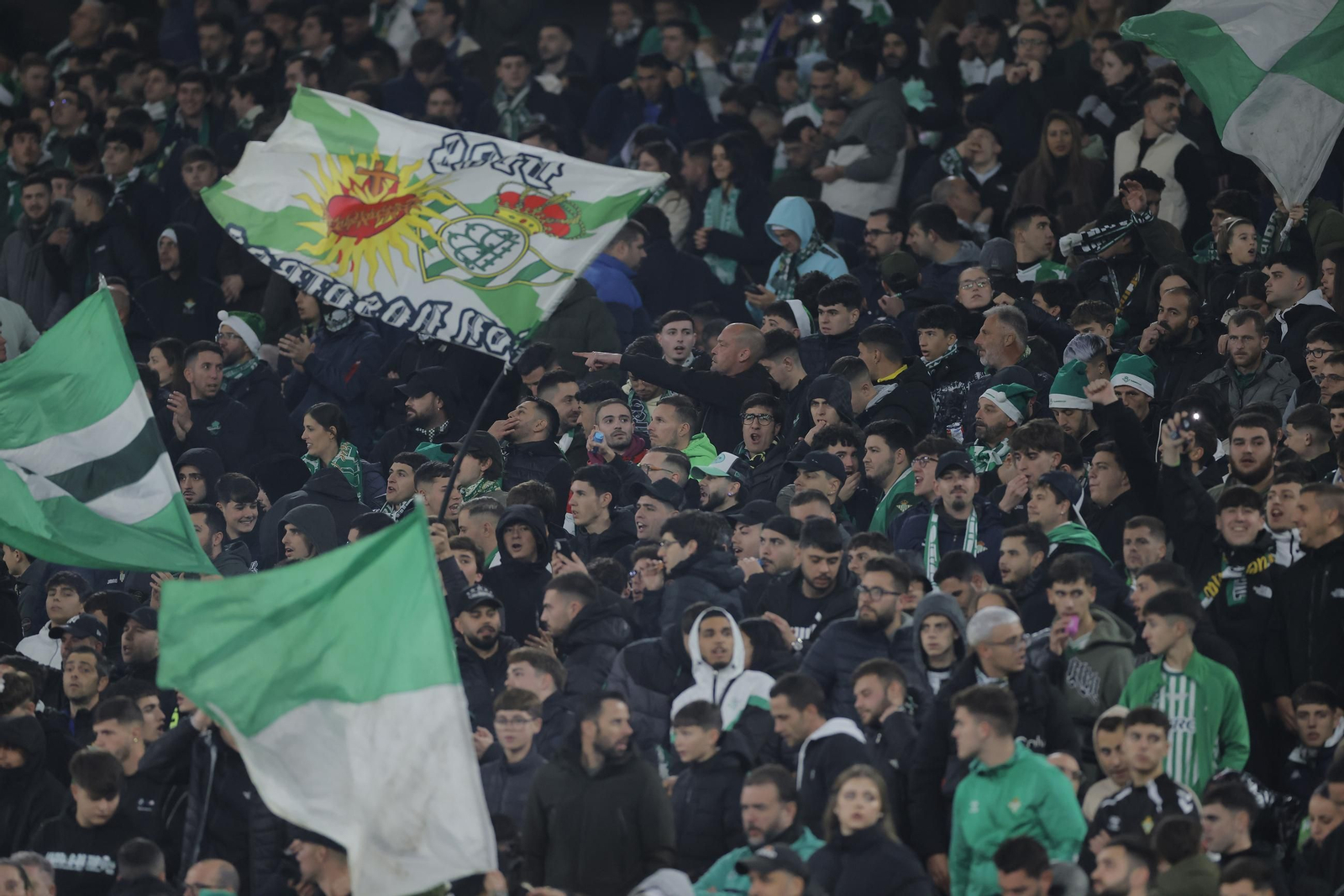 Búscate en las fotos del Betis - Getafe