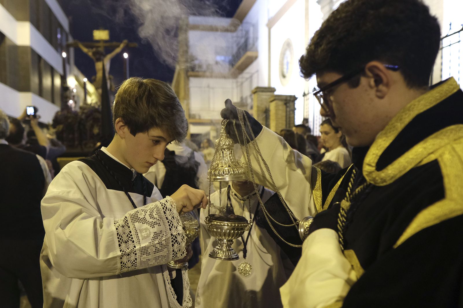 Las imágenes de la Hdad. de Pasión y Muerte (Triana) en la Semana Santa de Sevilla 2024