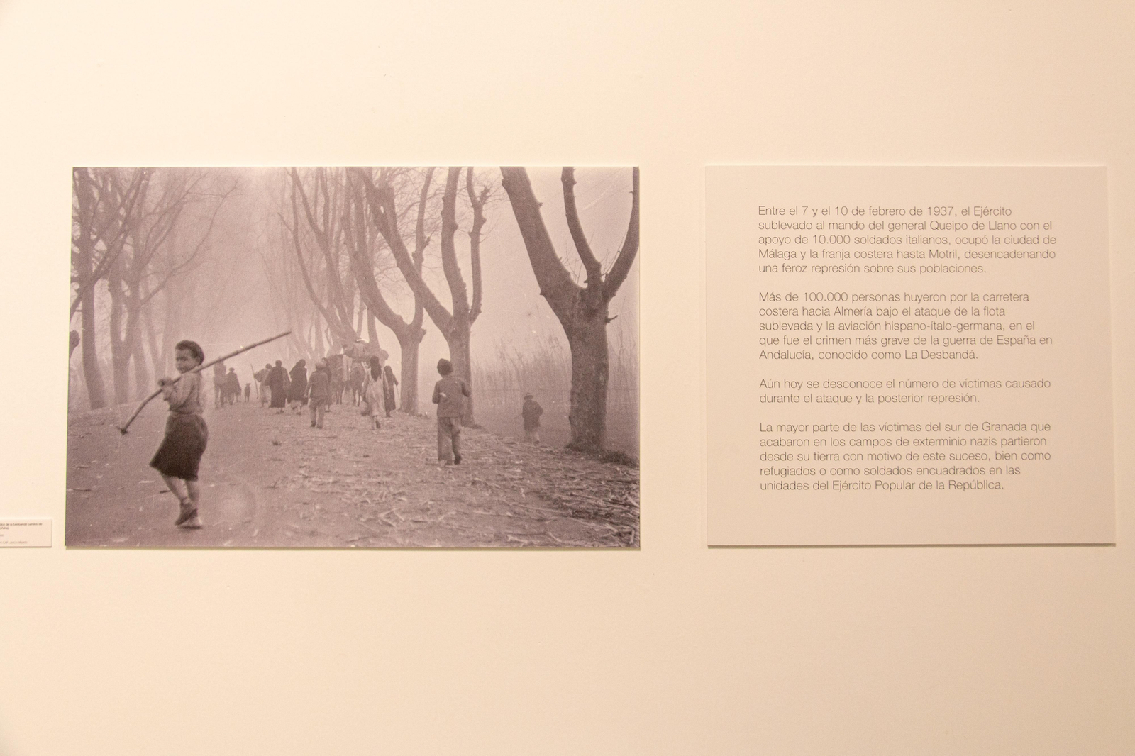 Así es la exposición que recupera la memoria de los granadinos del sur de la provincia