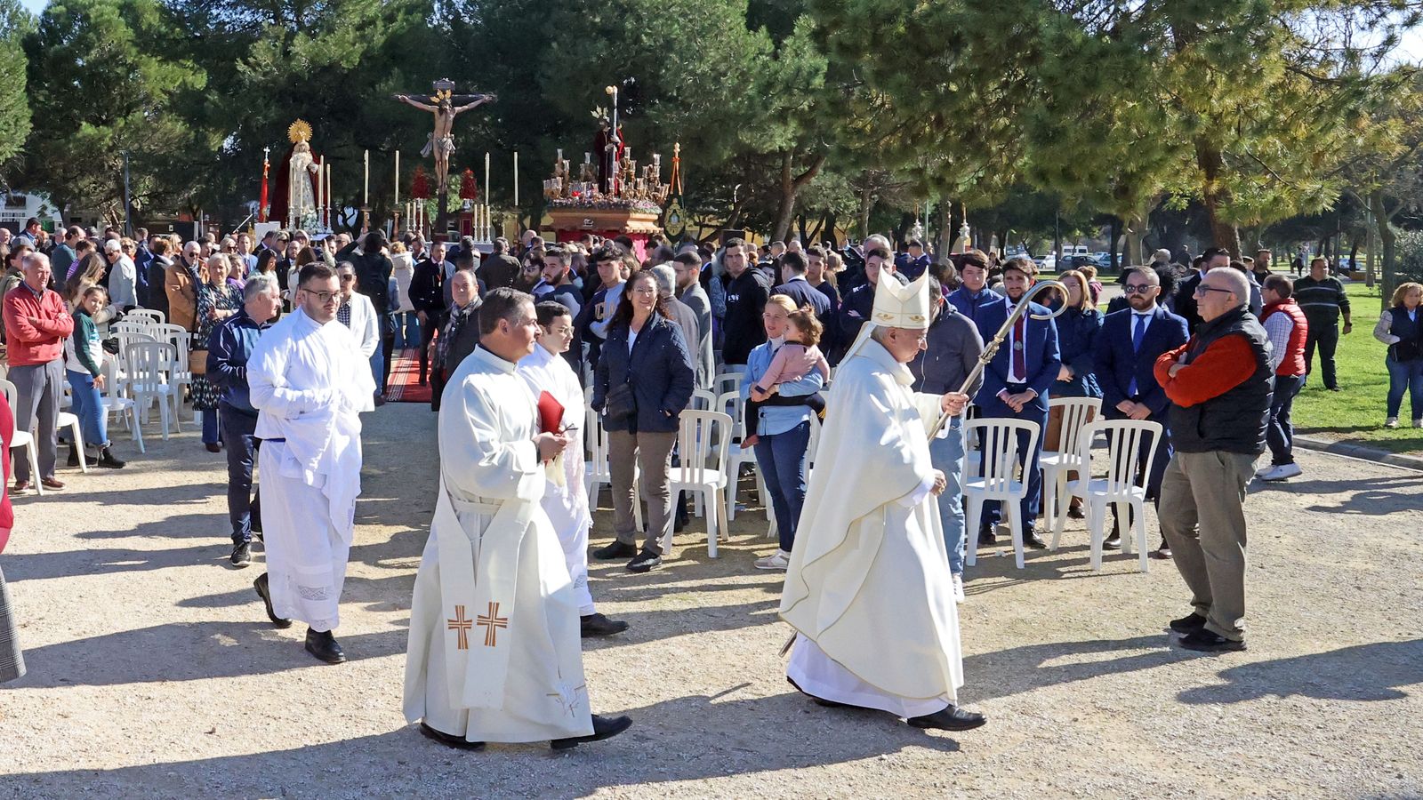 Misa por el X Aniversario de las Hermandades Cristo de la Sed y Salud de San Rafael