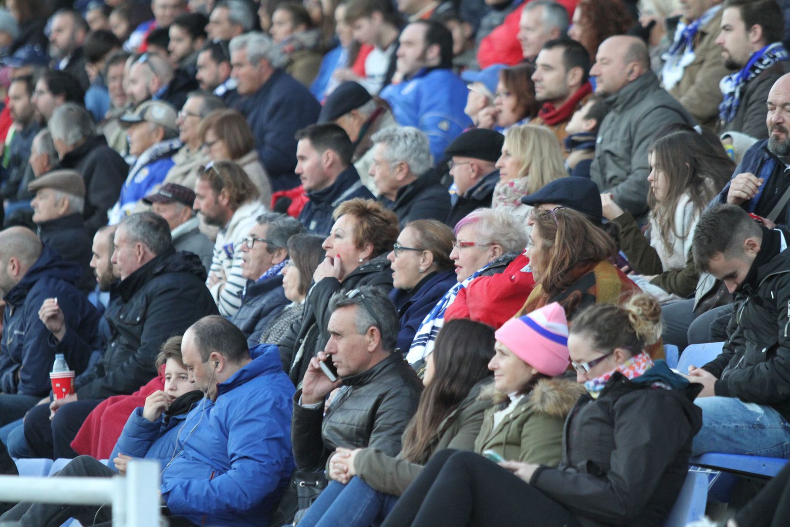 Imágenes del partido entre el Recreativo de Huelva y Jumilla