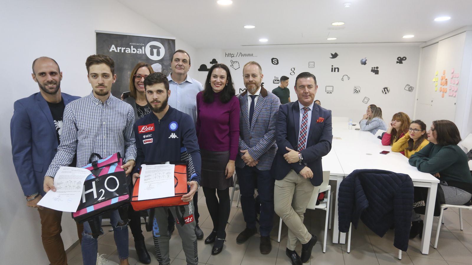 Ignacio y José María son los primeros alumnos que han finalizado su formación en Arrabal.