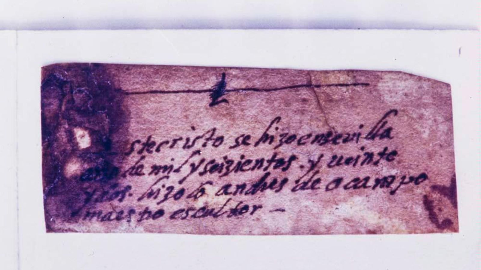 Pergamino encontrado en el interior del crucificado