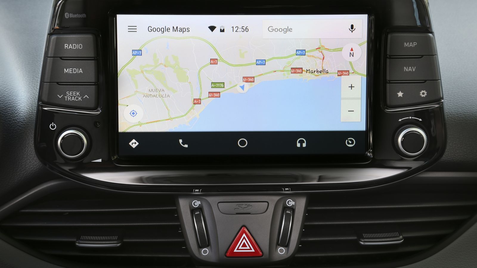 Así es la pantalla de ocho pulgadas.